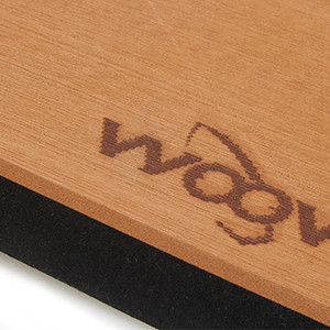 Deck Grip Mat Waterproof Station Pad with 45-60degrees Hardness and Customized Surface